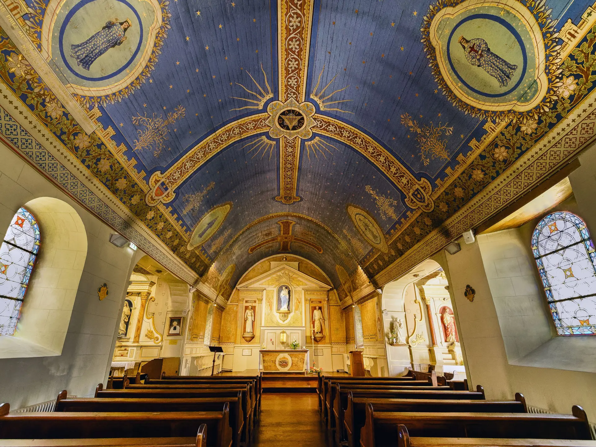 Pontmain église paroissiale---JY-Guyard--2--2