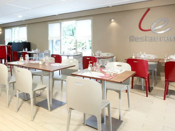 Campanile Zénith Parc expo (3)