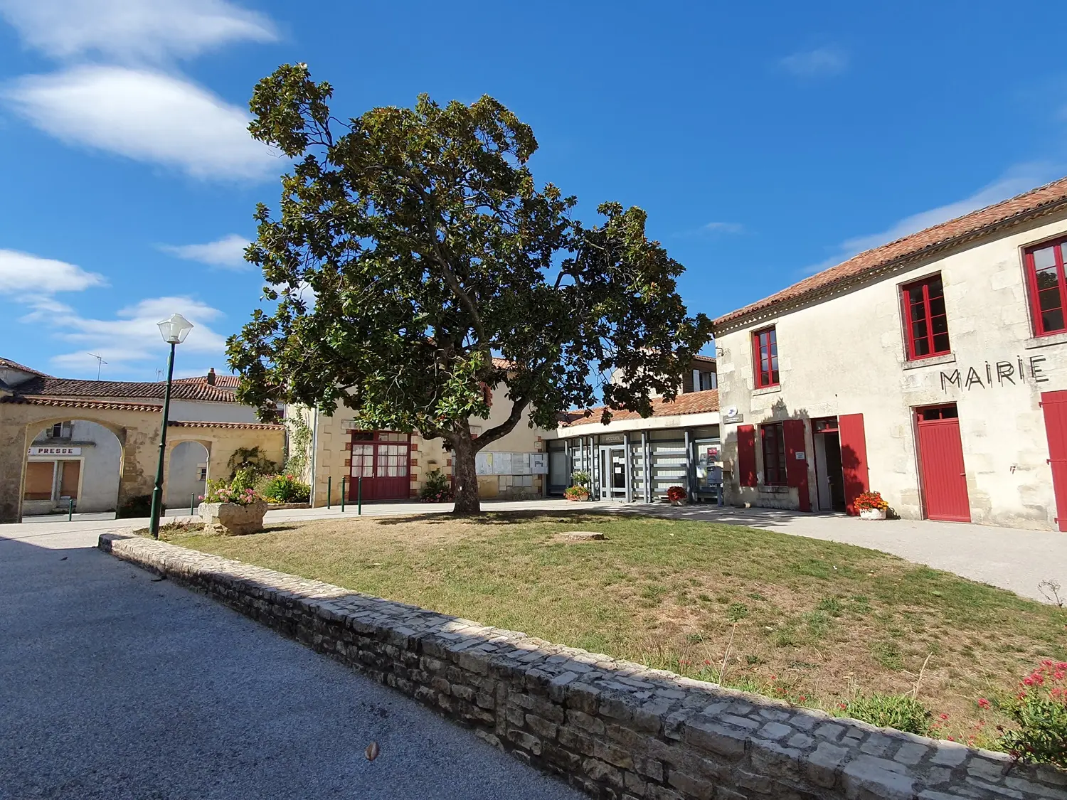Mairie de Bourneau
