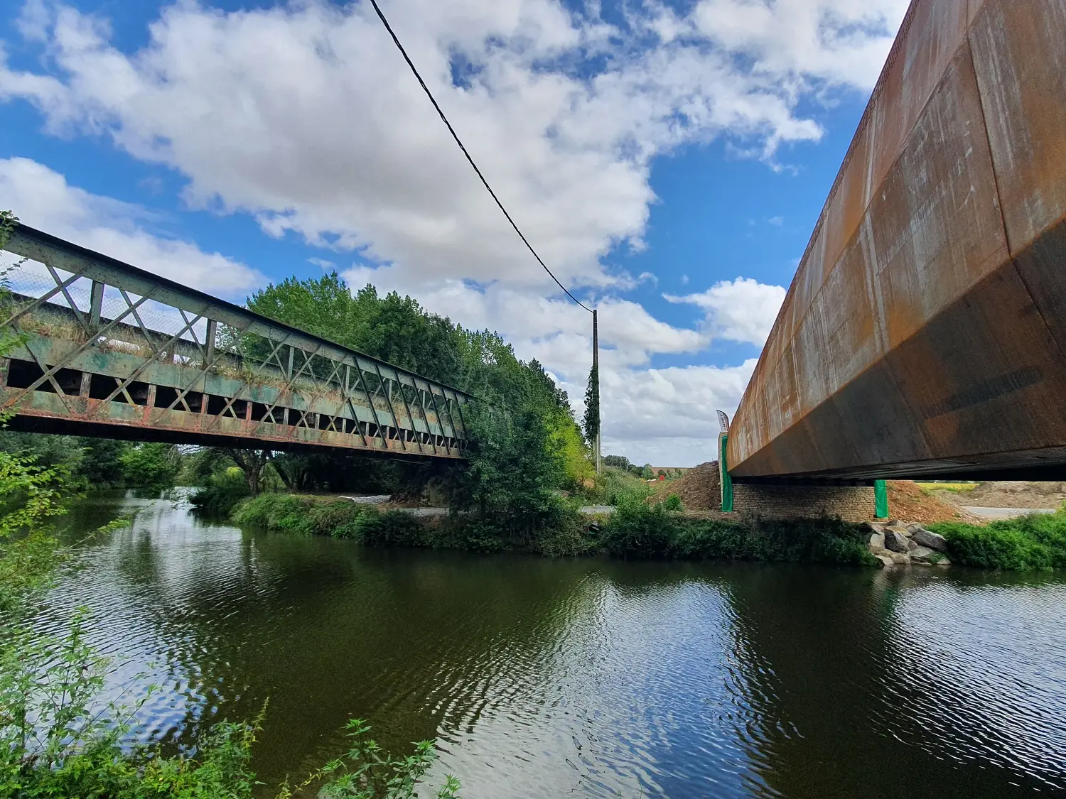 aire-de-pique-nique-auchay-sur-vendee-pont-85200-1