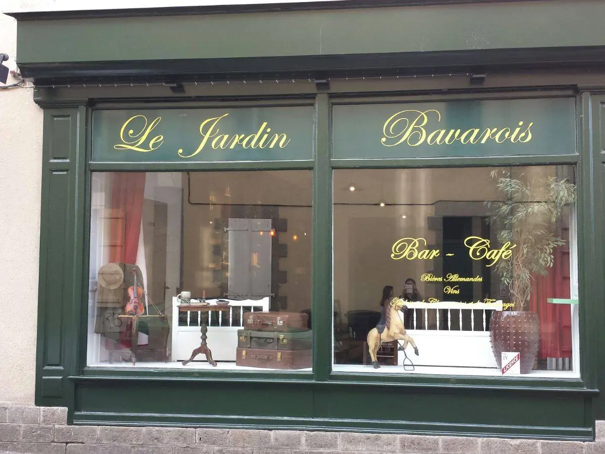 Bar Le Jardin Bavarois à Laval