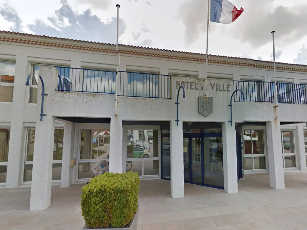 mairie la tranche sur mer