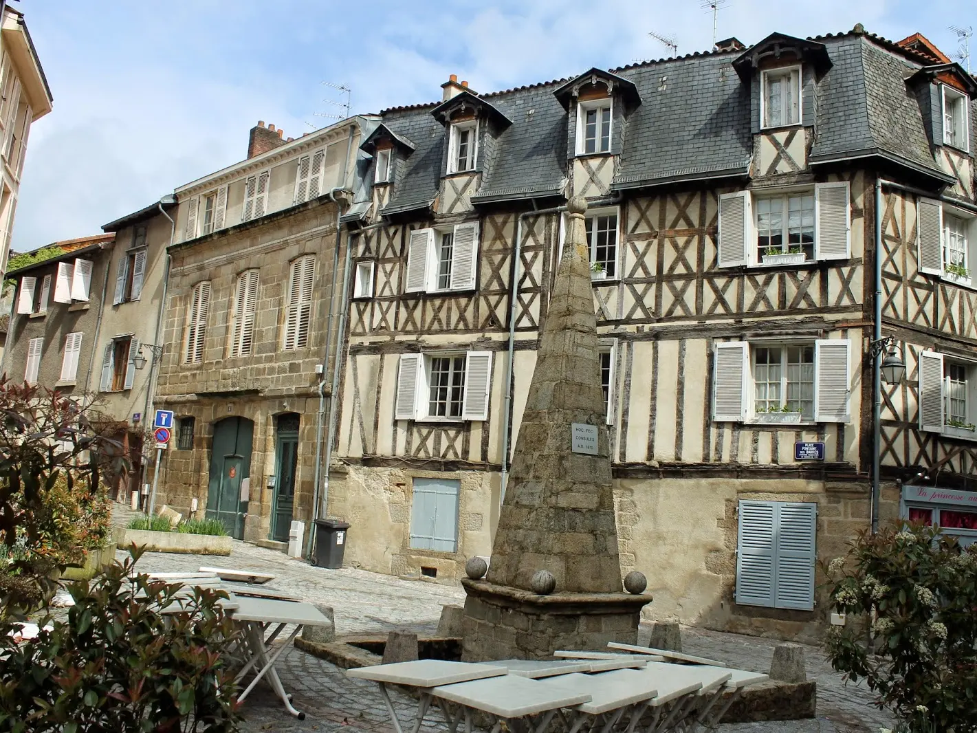 Fontaine des Barres_1