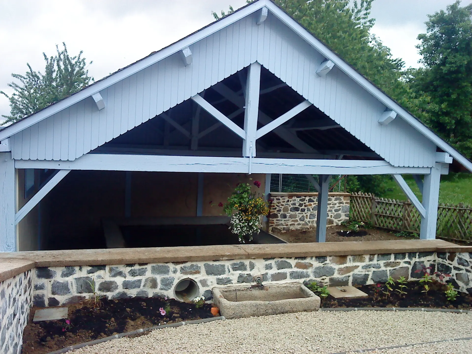 Lavoir à Saint-Hilaire-Bonneval_1