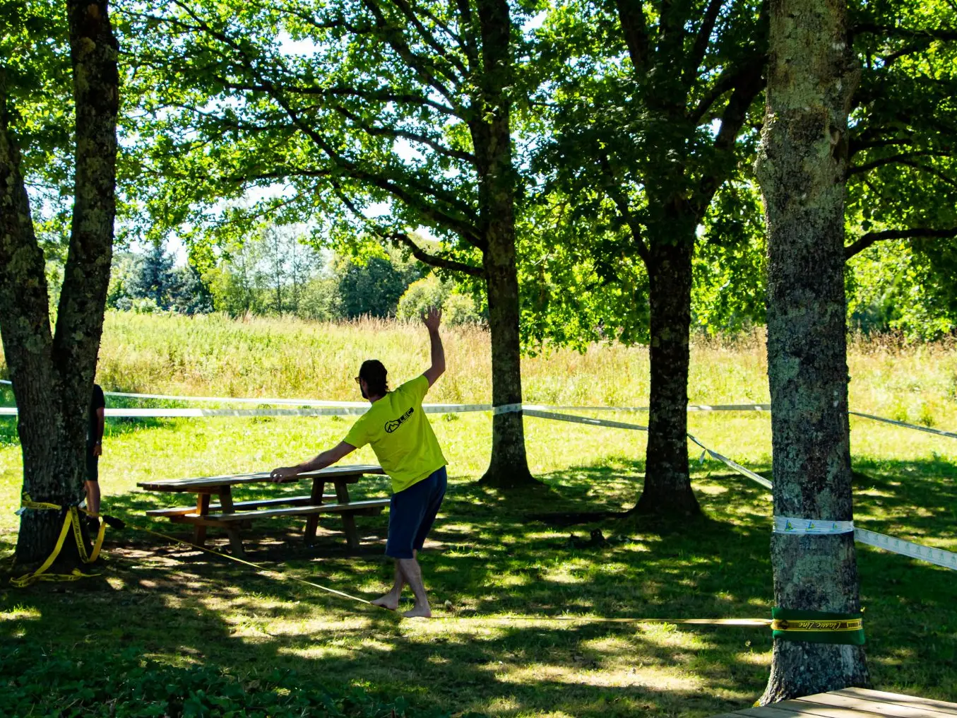 Saint-Victurnien_basedeloisirs_slackline