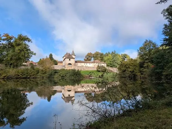 chateau du mas de l'age