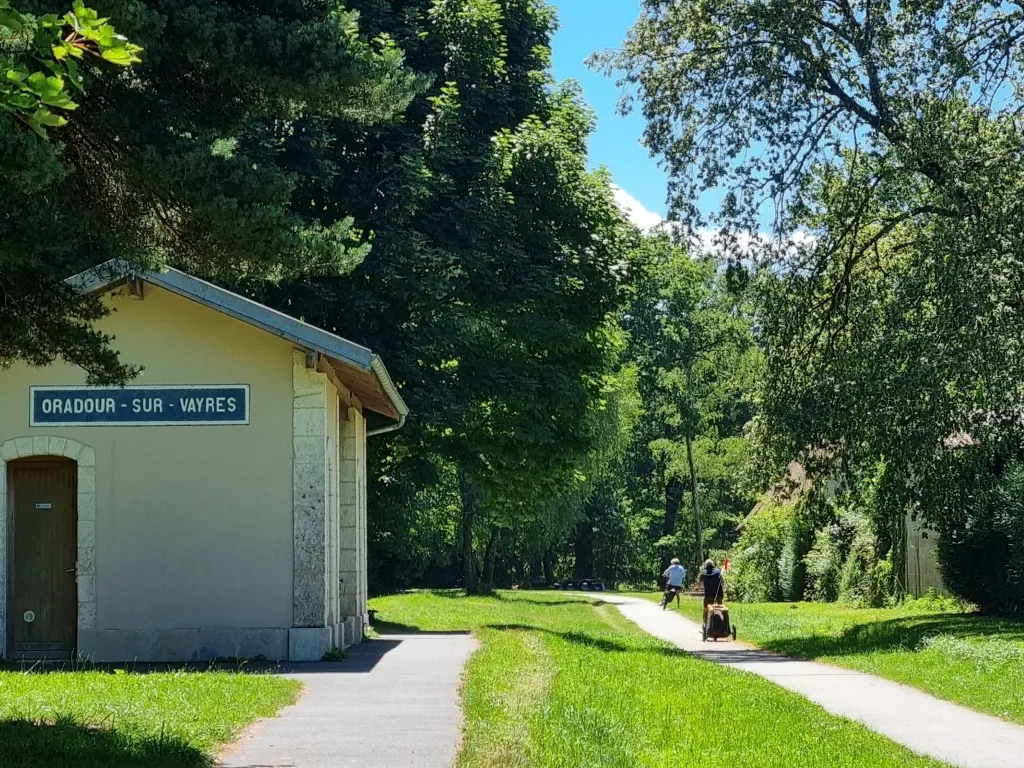 gare oradour_web