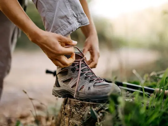 istockphoto-randonnee