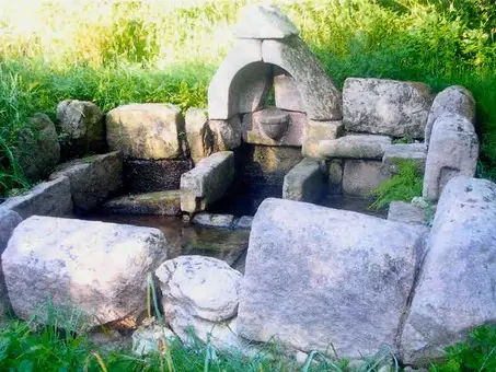 fontaine St Jean Plounérin