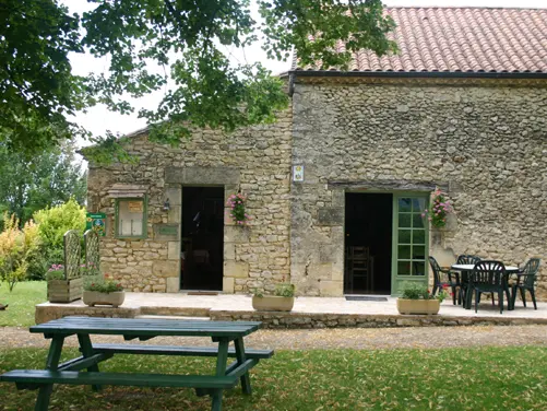 FERME AUBERGE LES TILLEULS