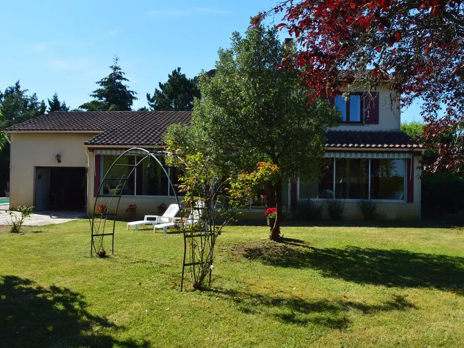 Gîte maison avec piscine