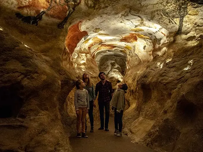 Lascaux 4