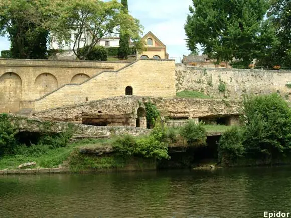 Les anciennes pêcheries de Mouleydier