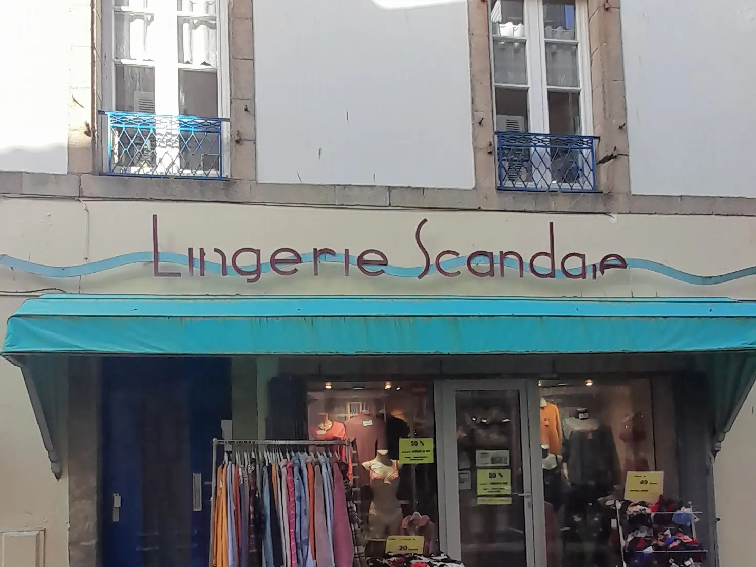 Lingerie Scandale