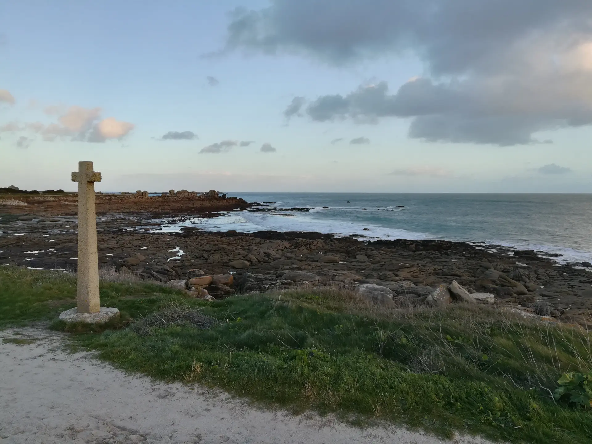 Croix des amoureux Lesconil Pays Bigouden Sud