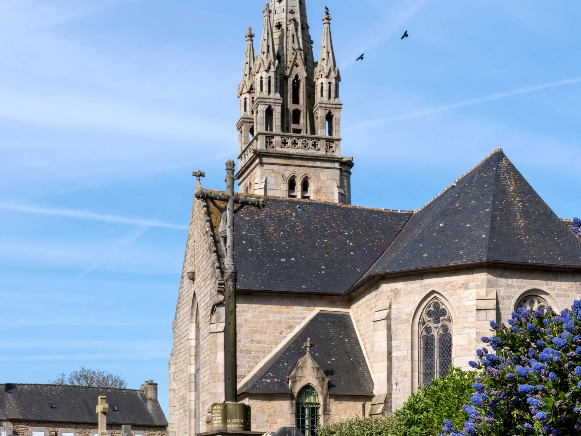 Eglise Saint Bergat 1