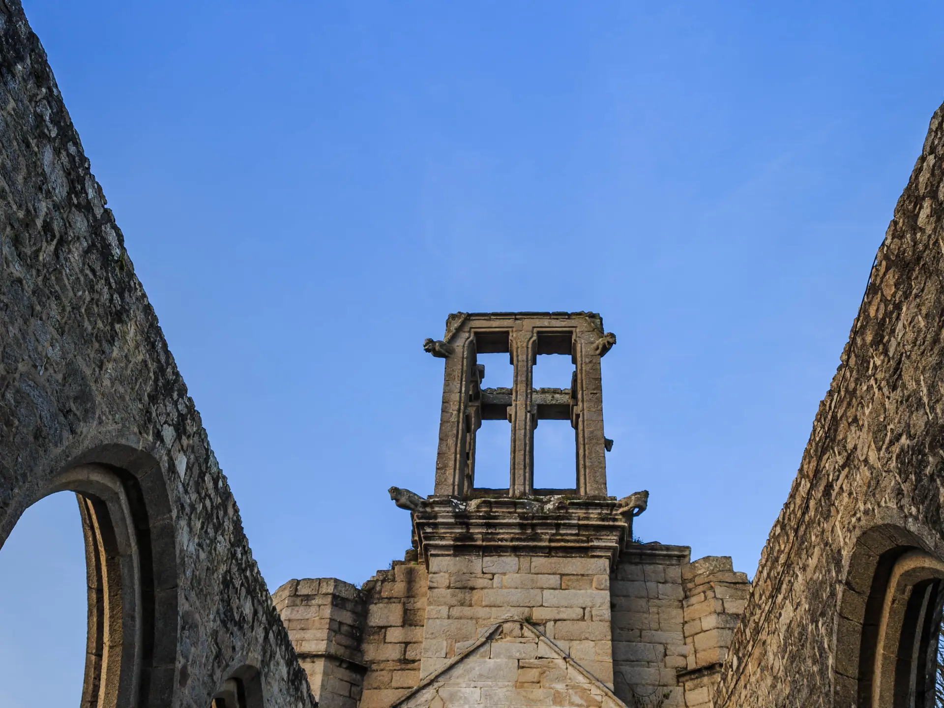 Pont l'Abbé - église de Lambour - pays-bigouden - bigoudenjoy