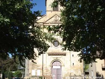 Église Saint Pierre à Sainte Alvère