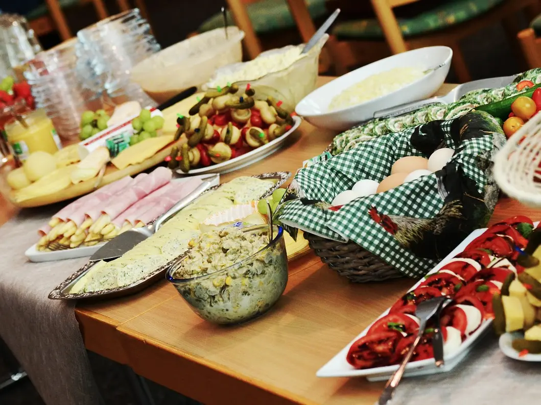 buffet-974742_1280