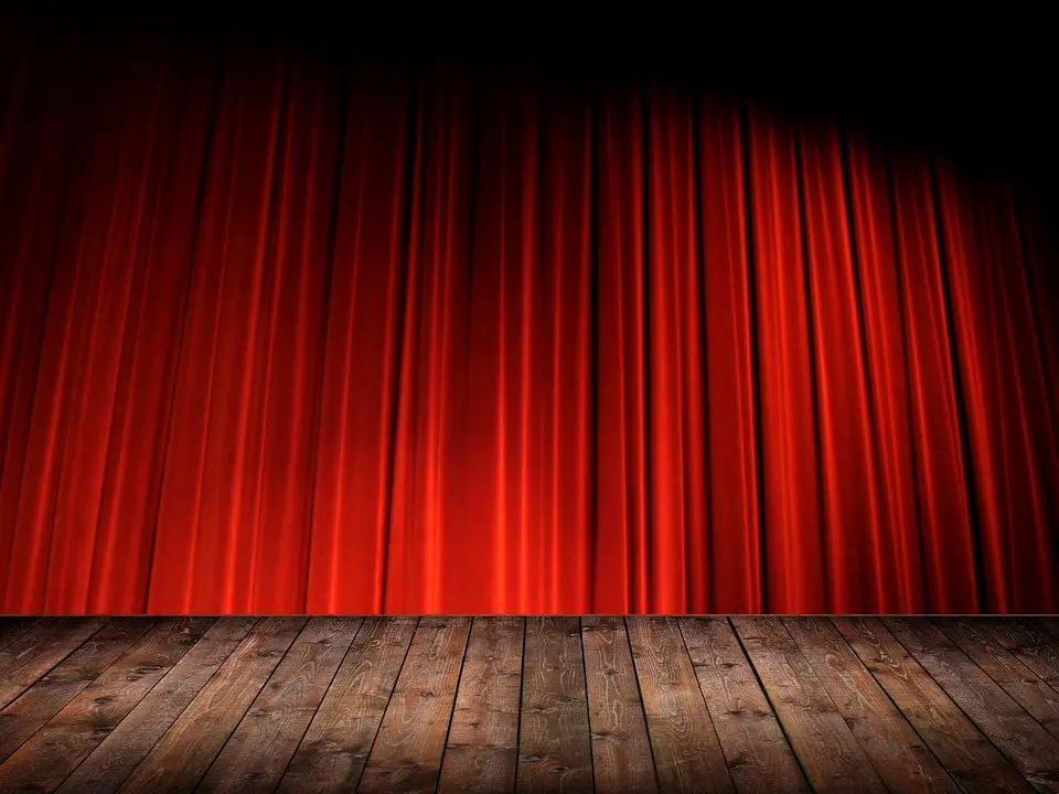rideau théâtre_pixabay