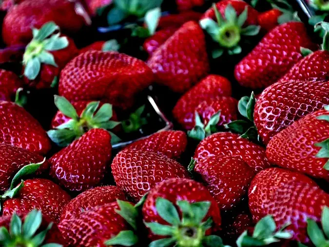 strawberries-ge1d83451e_1280