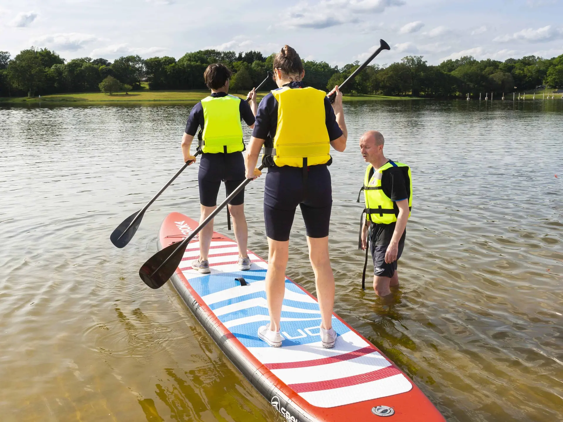 Stand-Up paddle géant