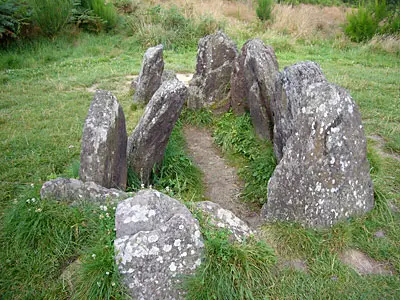 Hôtié ou maison de Viviane en forêt de Brocéliande