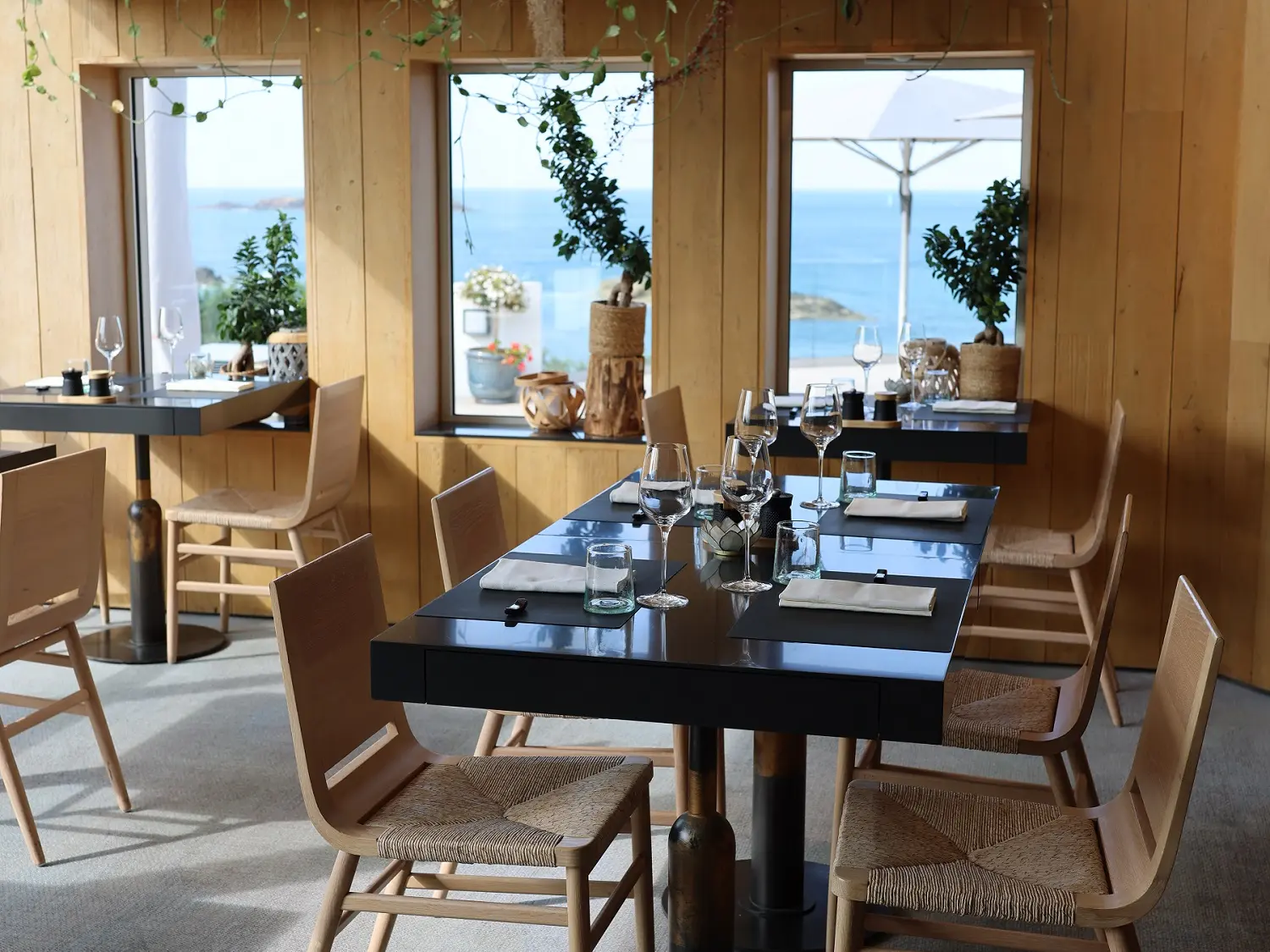 L'ARSAOUR PHOTO BROCHURE