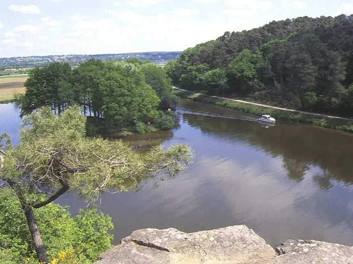 Site de L'Île Aux Pies - Bains-Sur-Oust