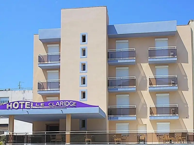 LE-CLARIDGE-2-5