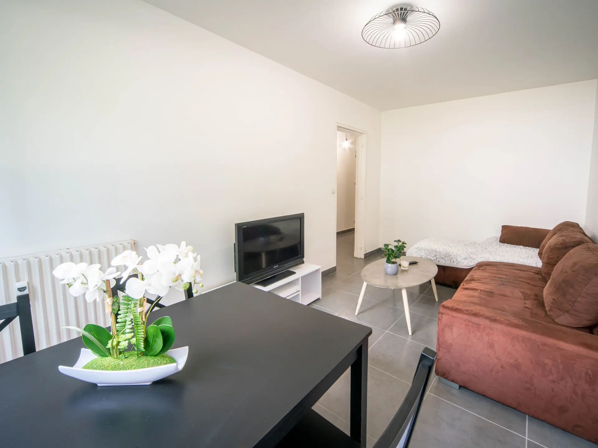 Chalon - MT Cavelier - Bienvenue chez Damien - Salon