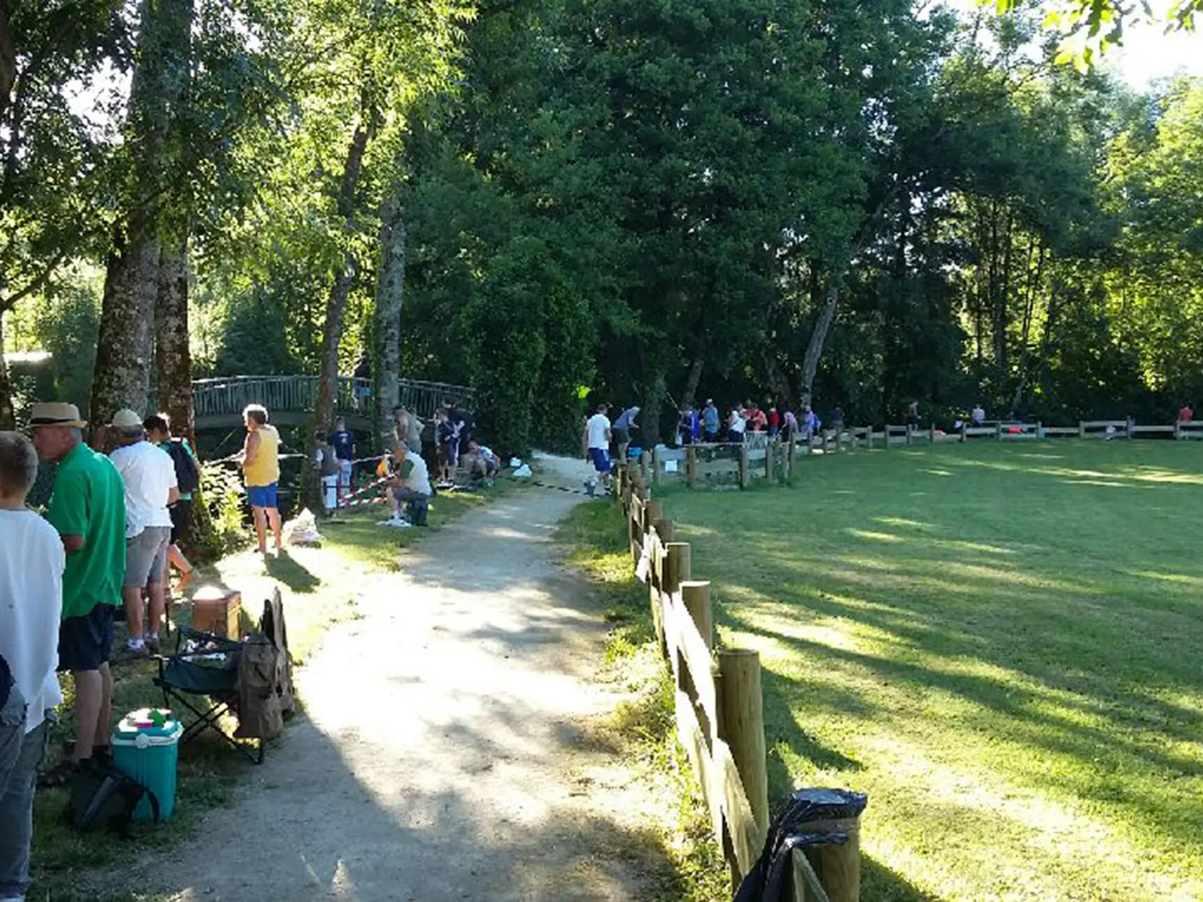 Concours de pêche organisé par La Perche à Dampierre-sur-Salon