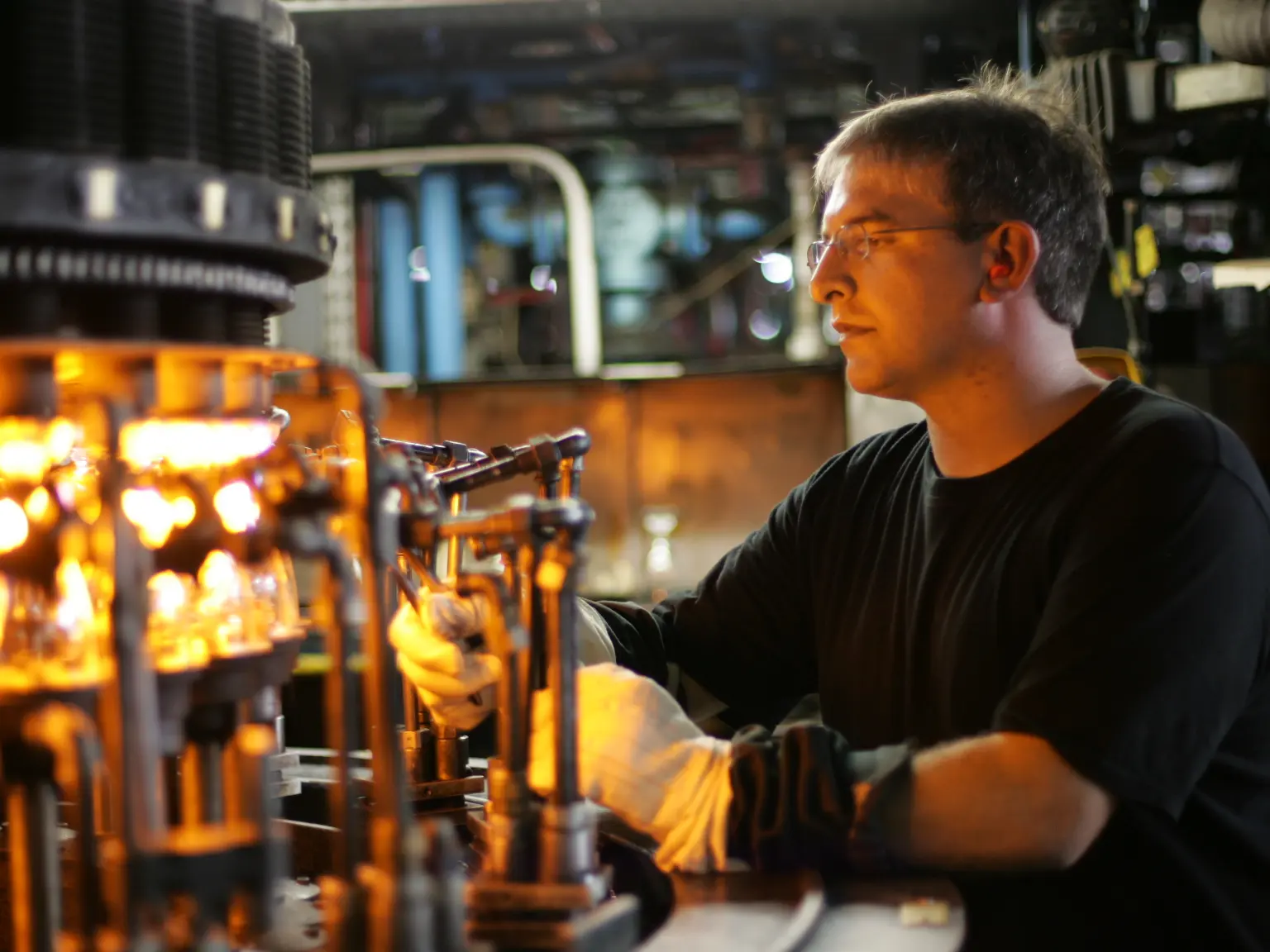 Arc France, four verre atelier