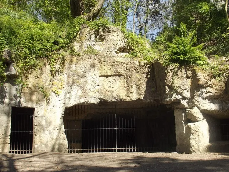 Carrieres de Confrecourt