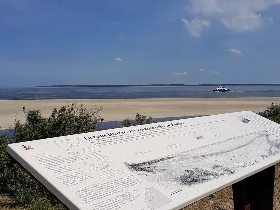 BELVÉDÈRE DE LA ROUTE BLANCHE