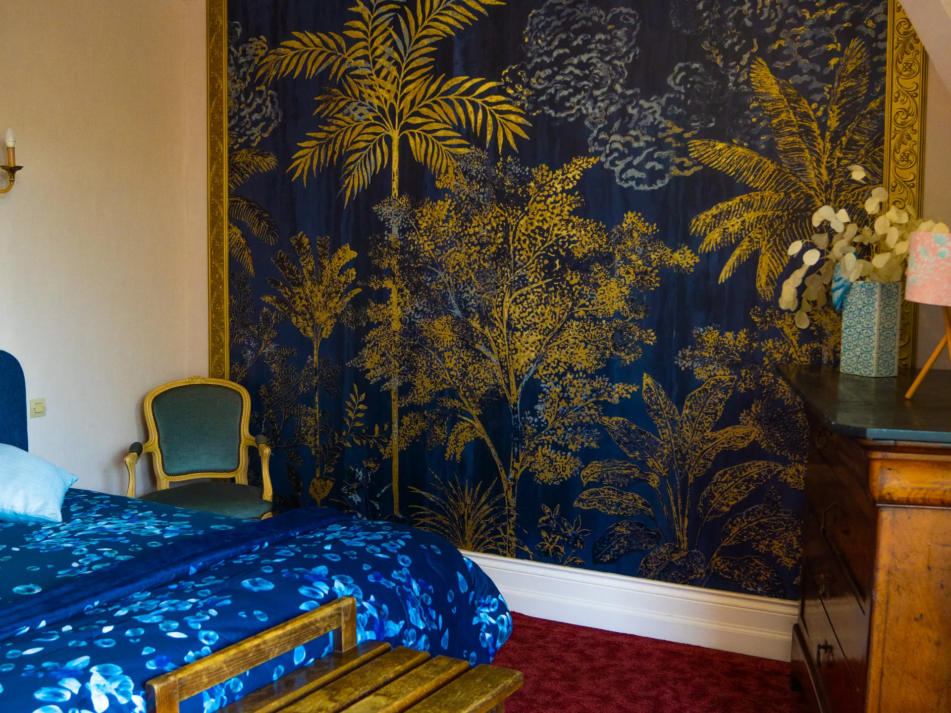 CHAMBRES AU CHATEAI DE SPB