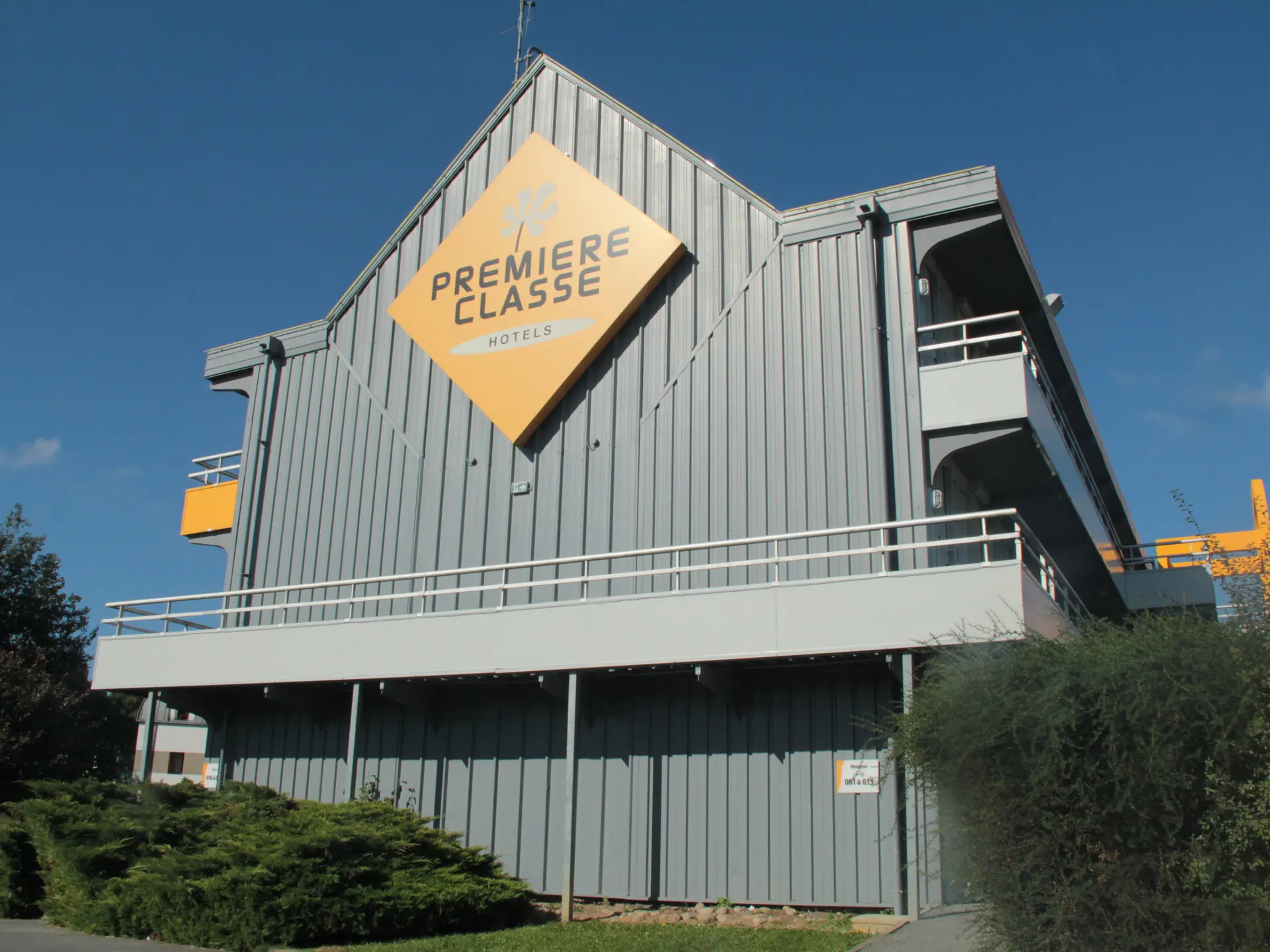 Extérieur Première Classe Beauvais