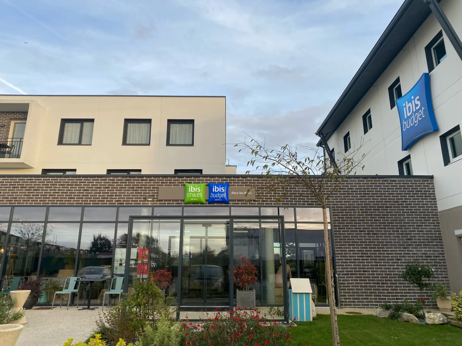 Ibis Budget_facade hotel_MerslesBains_Somme_HautsdeFrance