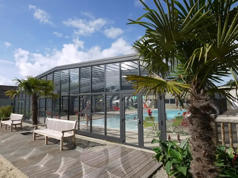 HPAPIC080FS00015-Le-Robinson-vue-piscine-Fort-Mahon-Somme-HautsdeFrance