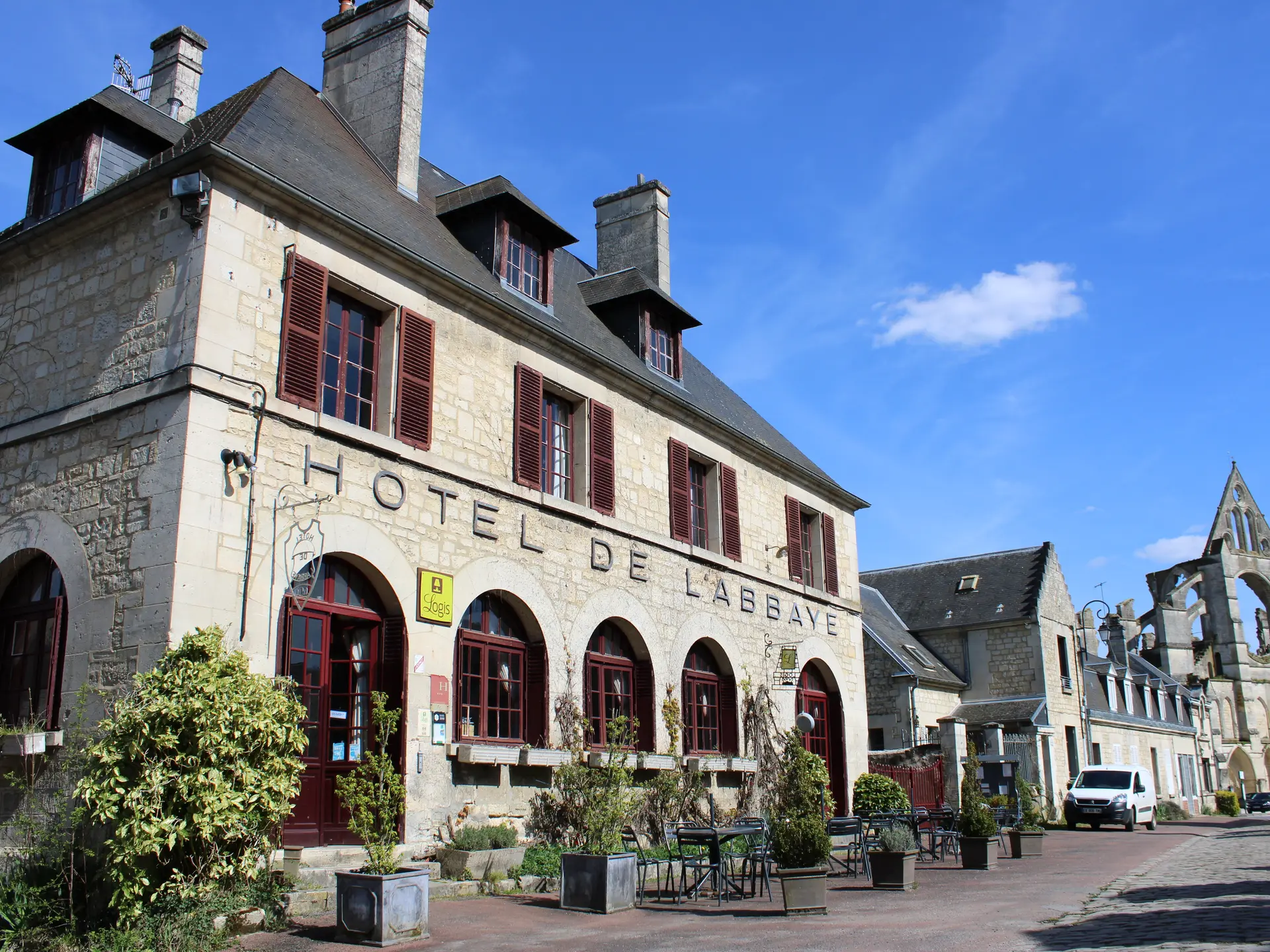 Restaurant de l'hotel de l'abbaye Longpont
