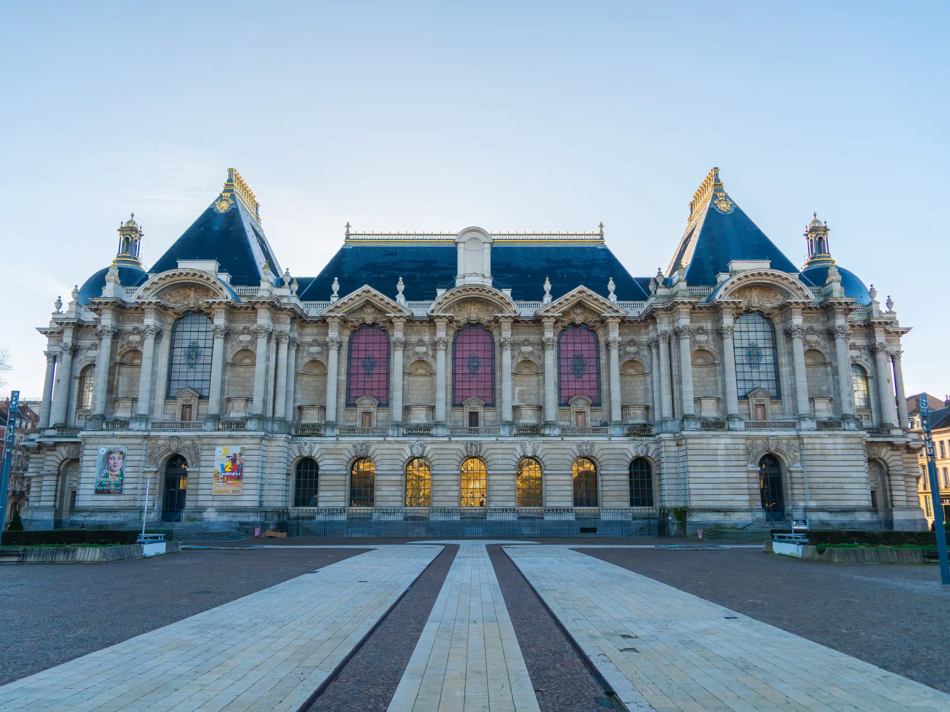 PALAIS DES BEAUX ARTS - Façade