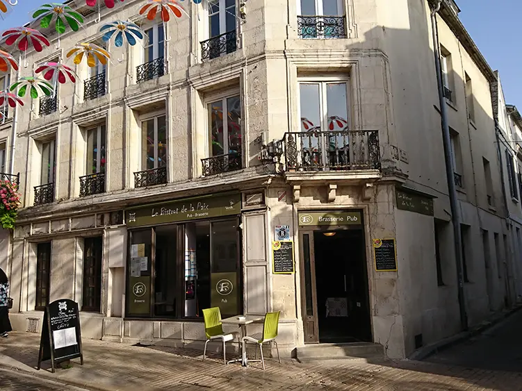 Restaurant Le Bistrot de la Paix < Laon < Aisne < Hauts-de-France