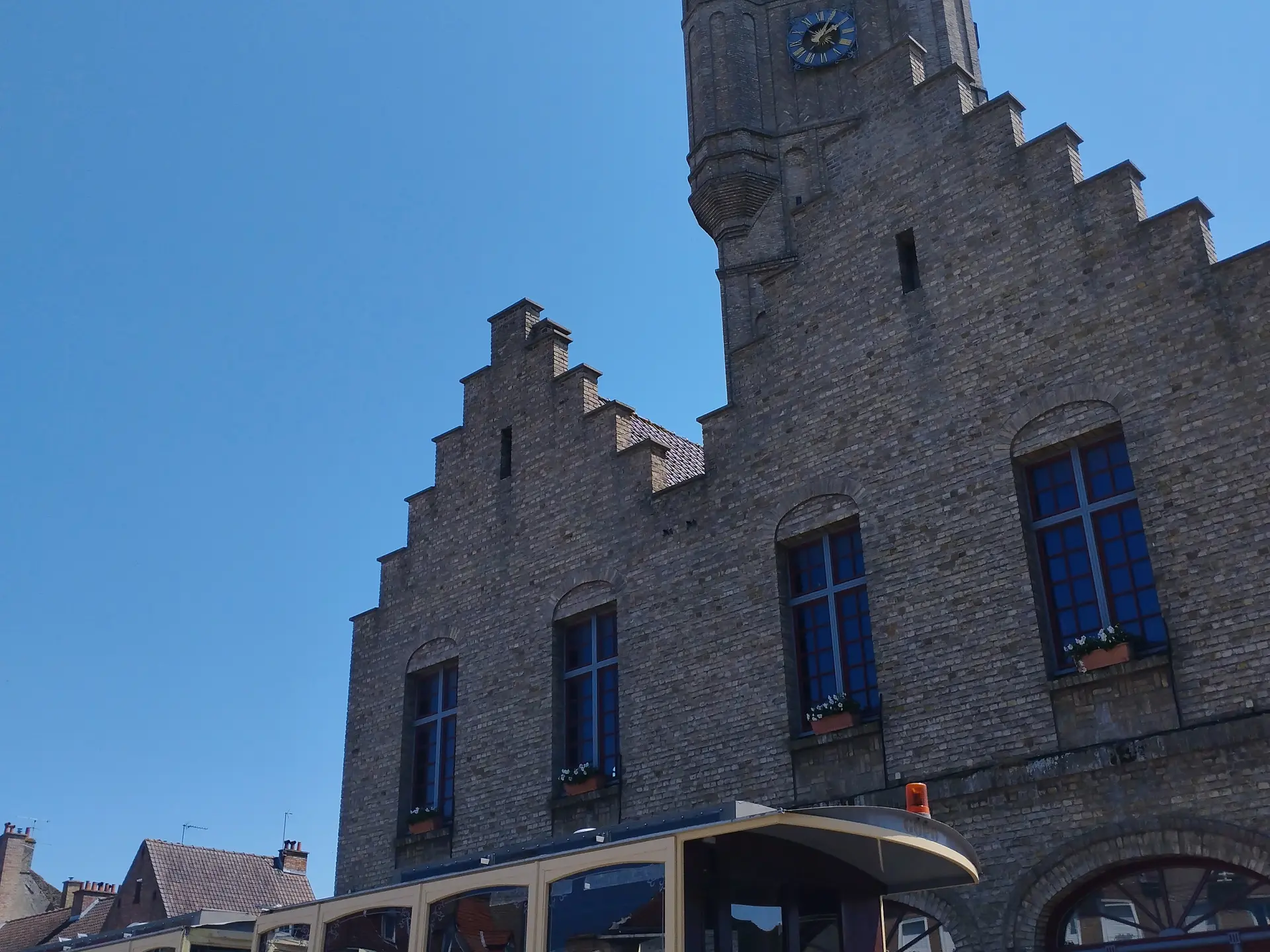 beffroi + tram Bergues - LG- OT HAUTS DE FLANDRE