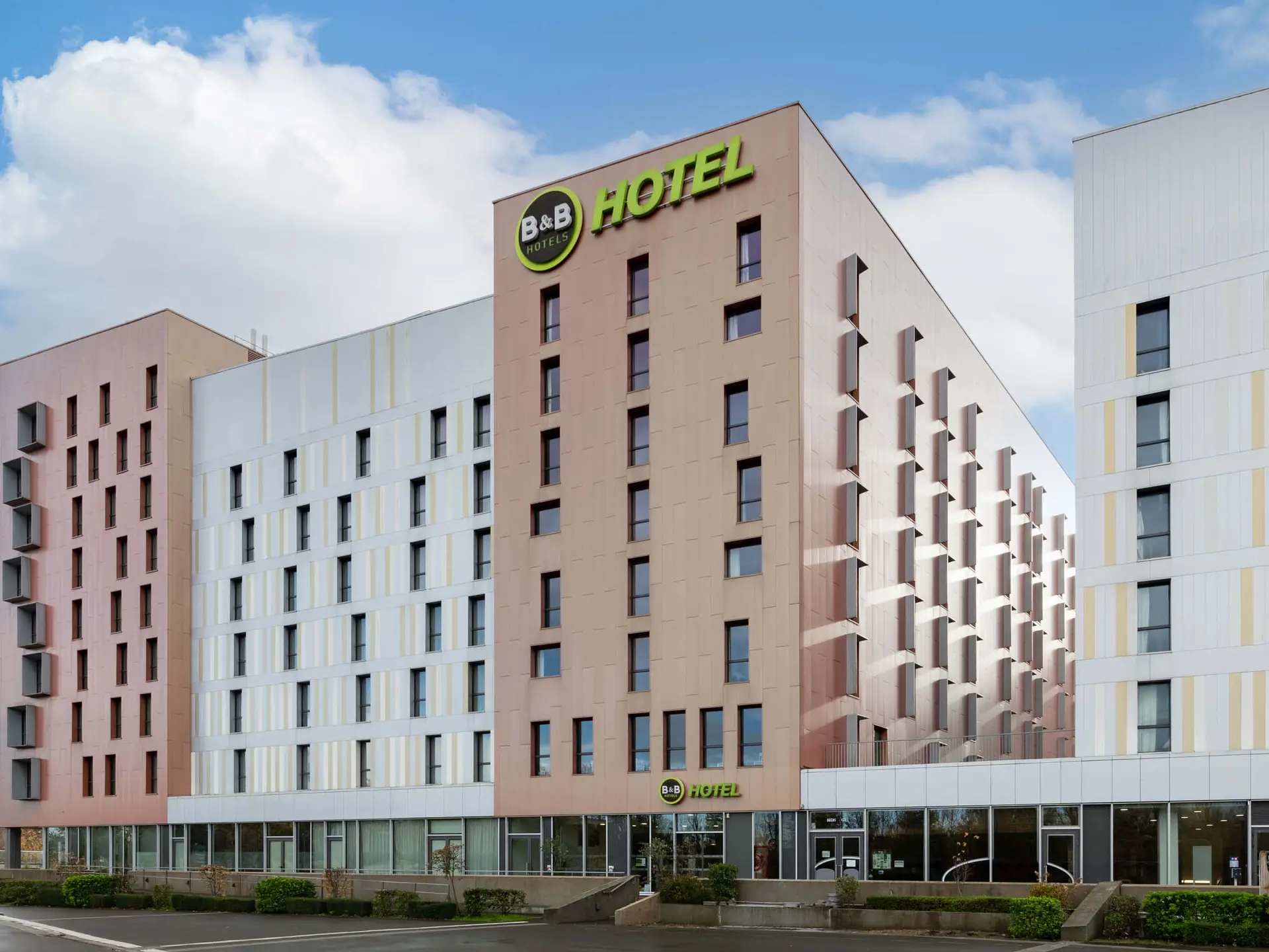 B&B LILLE GRAND STADE - Façade