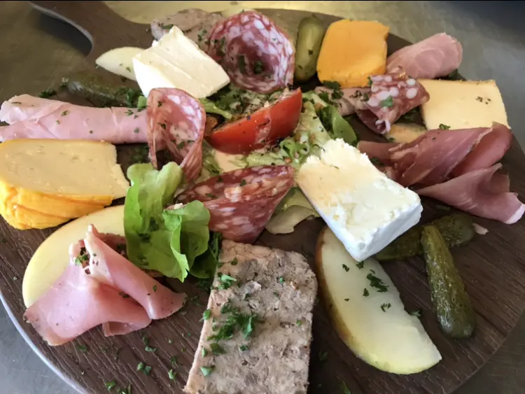 planche-charcuteriefromages (2)_1