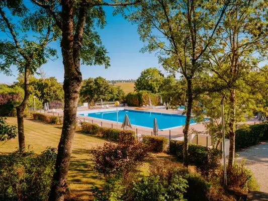 Village vacances - Domaine de Combelles