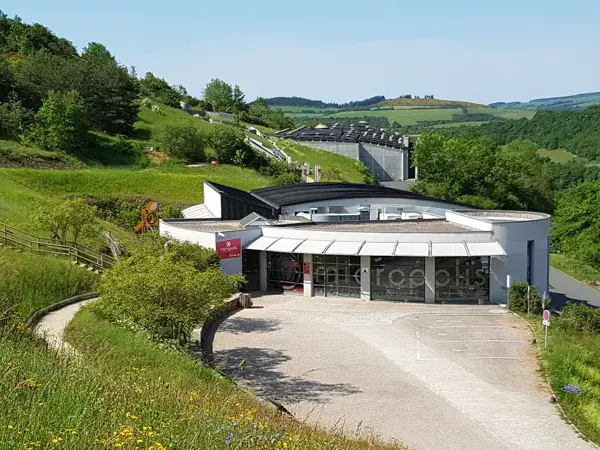 Entrée de Microplis, la Cité des insectes.