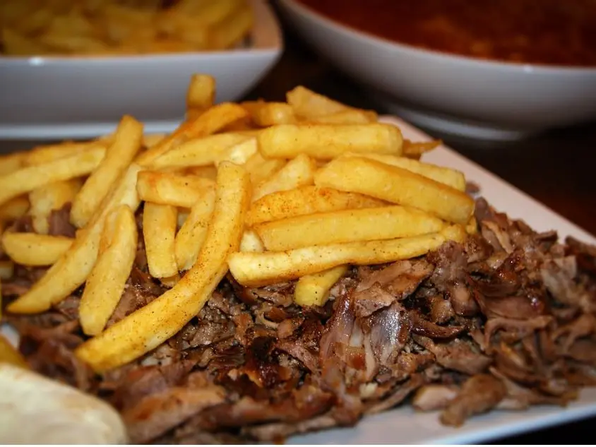 brasserie_viande-frites_photo d-illustration-non contractuelle © DR