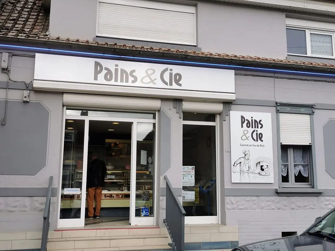 Devanture de Pains & Cie à Lumbres