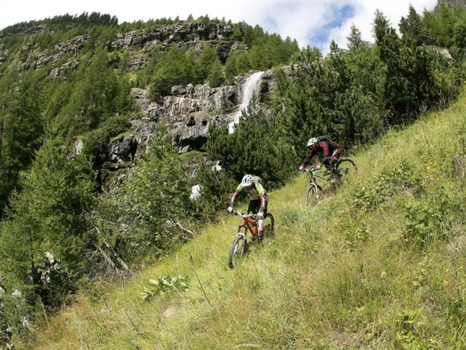 VTT avec les Accompagnateurs en Montagne du Champsaur